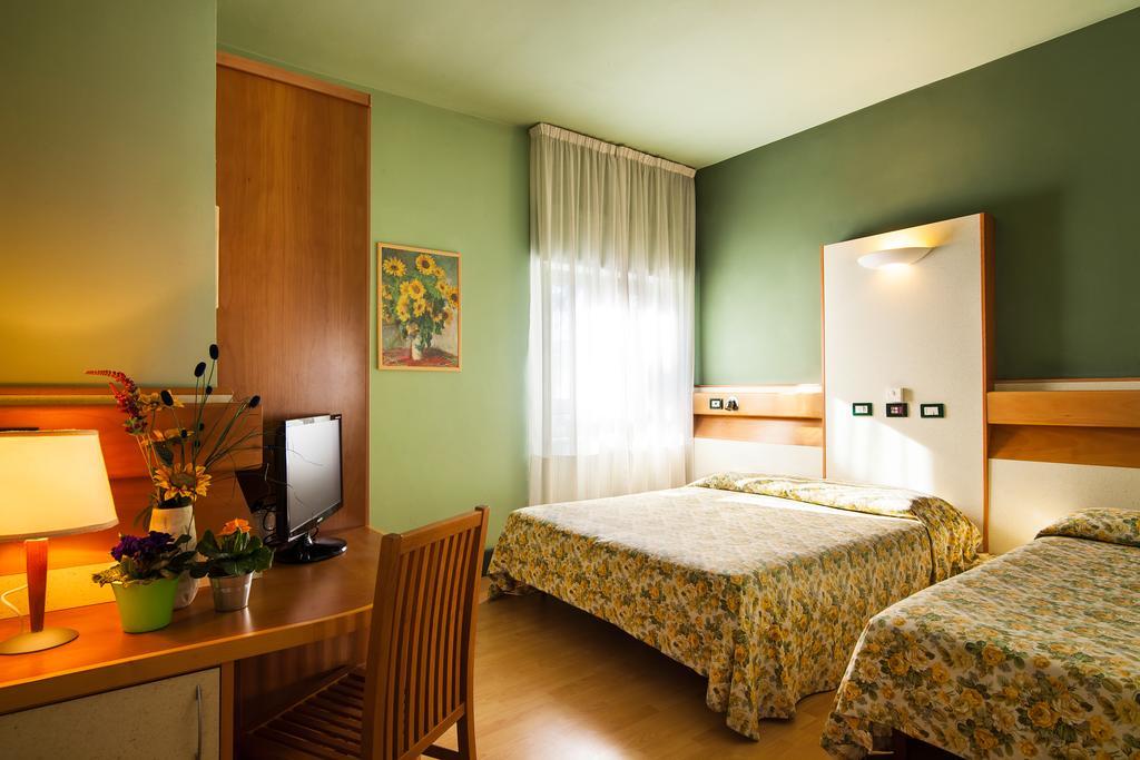 Duca Del Mare - Hotel Di Nardo Group Масса-Мариттима Экстерьер фото